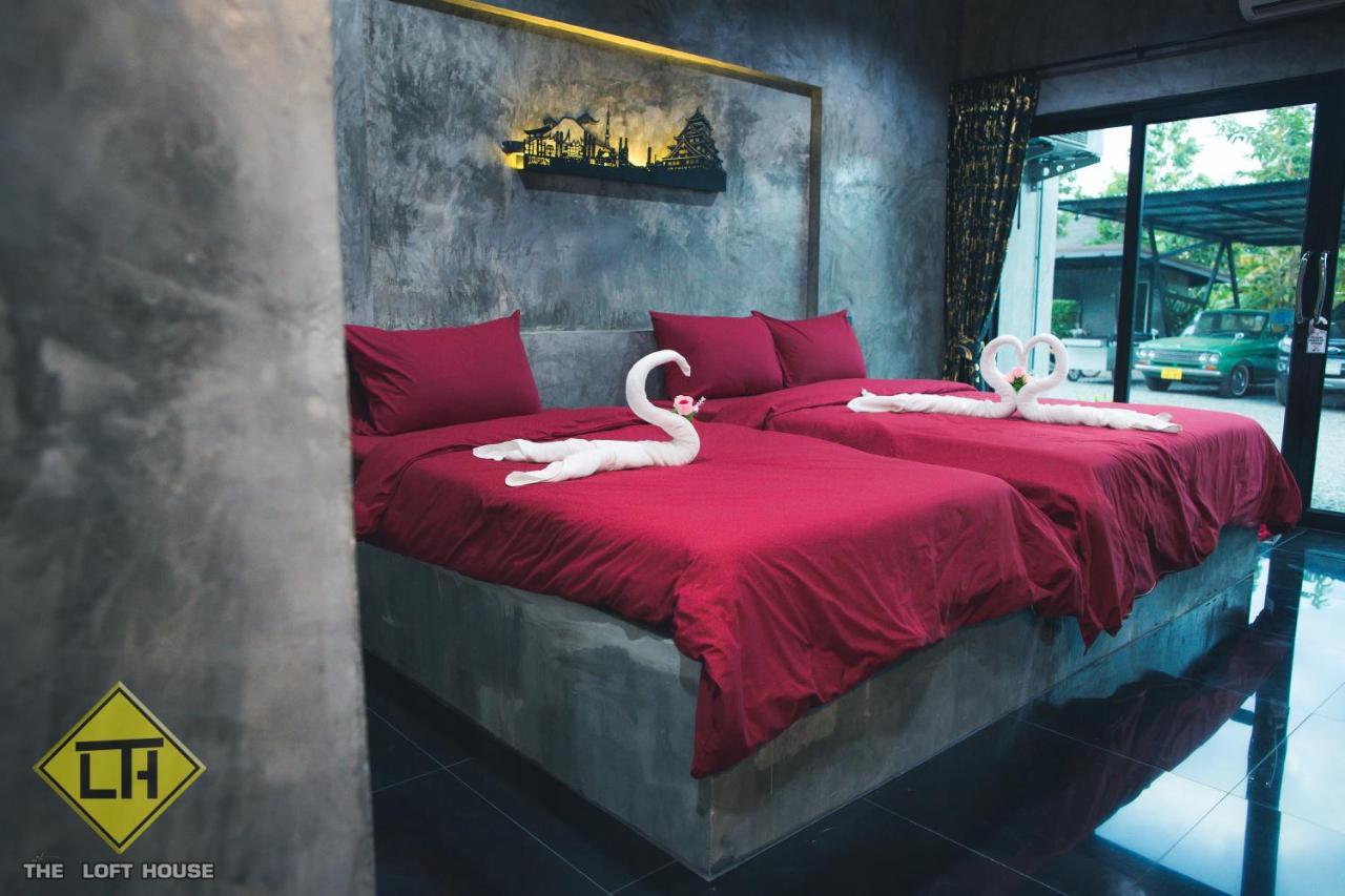 Отель The Loft House Sakaeo Watthana Nakhon Экстерьер фото