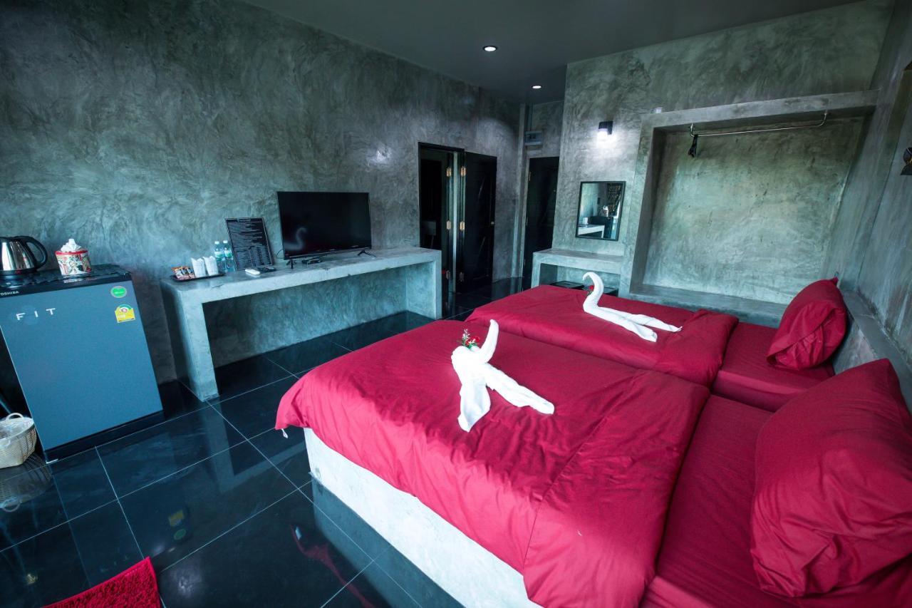 Отель The Loft House Sakaeo Watthana Nakhon Экстерьер фото