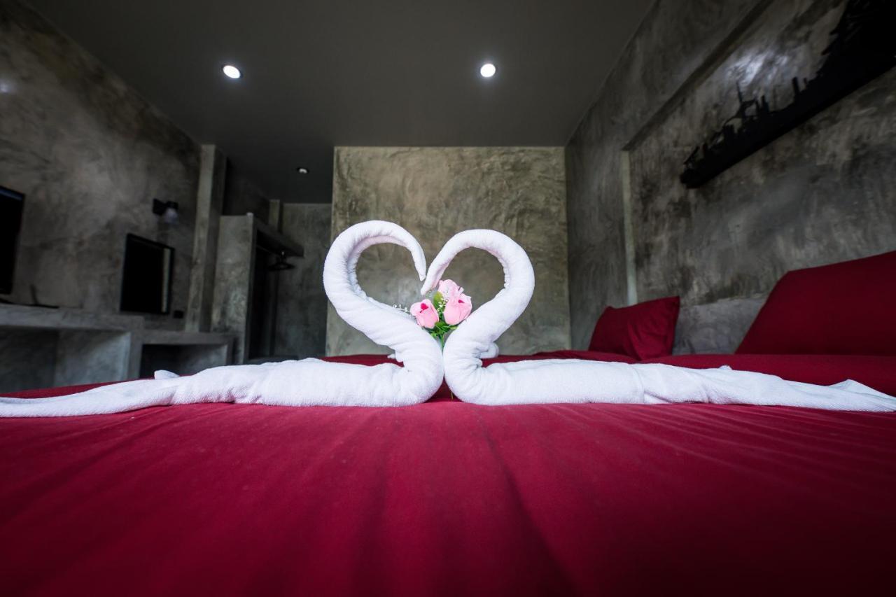 Отель The Loft House Sakaeo Watthana Nakhon Экстерьер фото